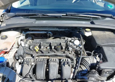 2018 Ford Focus Se z USA, uszkodzony, nr VIN 1FADP3F27JL202508